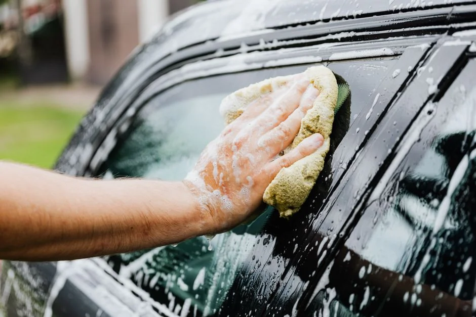 services-01 Cleaning time 🧼🤚 -- Thanks for visiting! Donations help & motivate me to keep uploading more 📸s. Even a buck or two helps. ➡️ https://www.buymeacoffee.com/uniqueton Found my photos useful? feel free to contact me about anything at email: uniquetonshots@gmail.com IG: @uniquetonshots