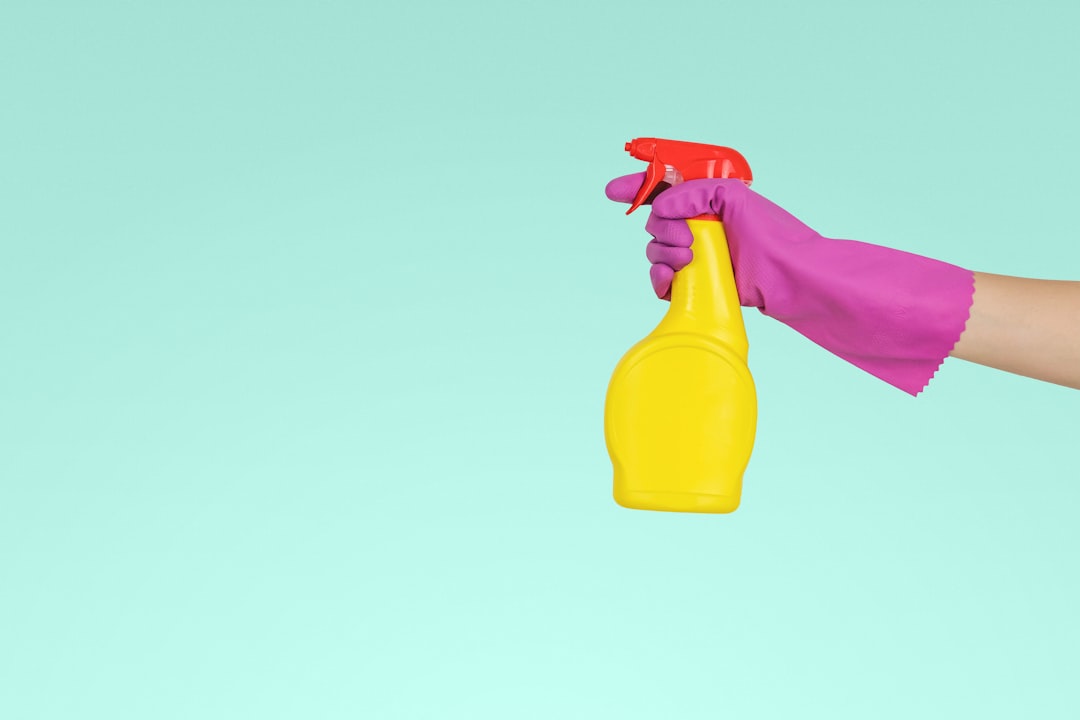 heros-img individual-grasping-yellow-plastic-sprayer-zmnefoi3k